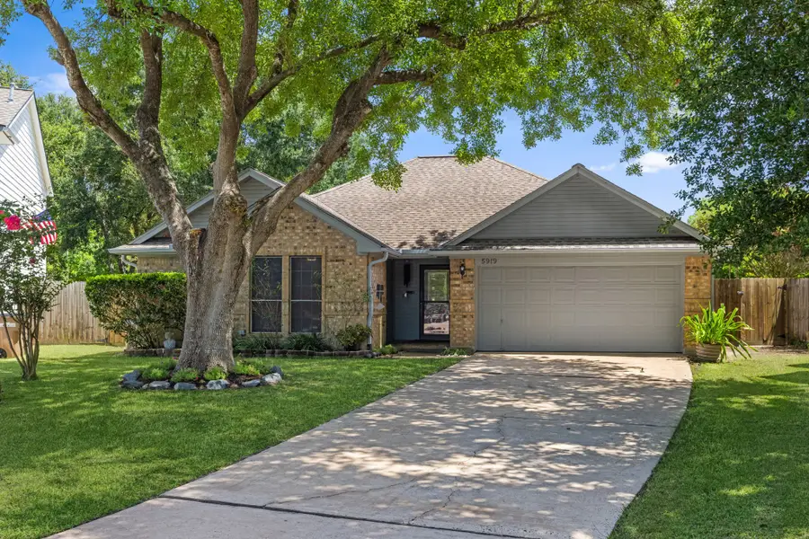 5919 Santa Fe Circle, Dickinson, TX 77539 - #2
