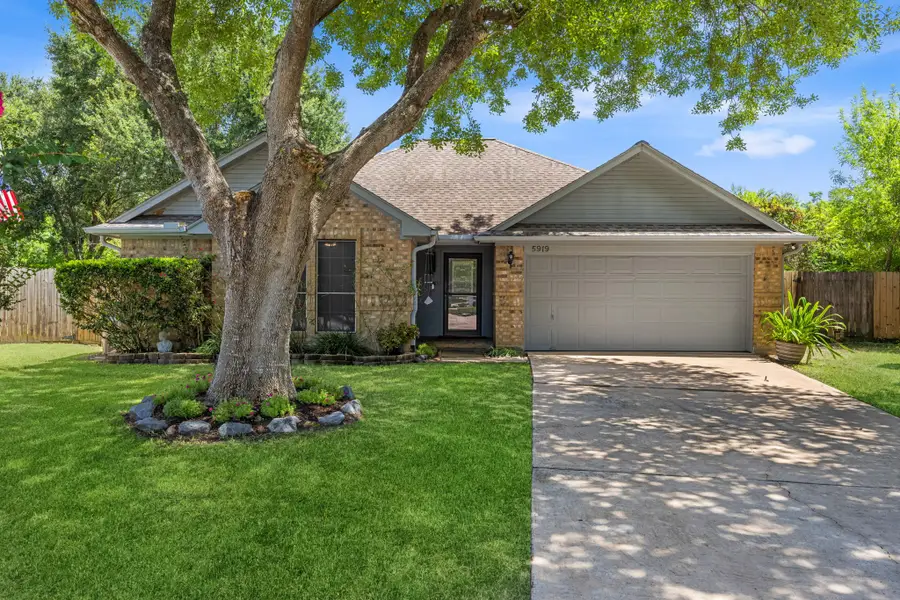5919 Santa Fe Circle, Dickinson, TX 77539 - #3