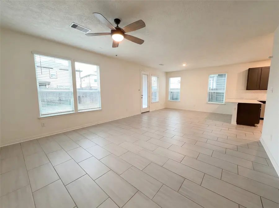 23322 Greenway Creek Lane, Spring, TX 77373 - Image #3