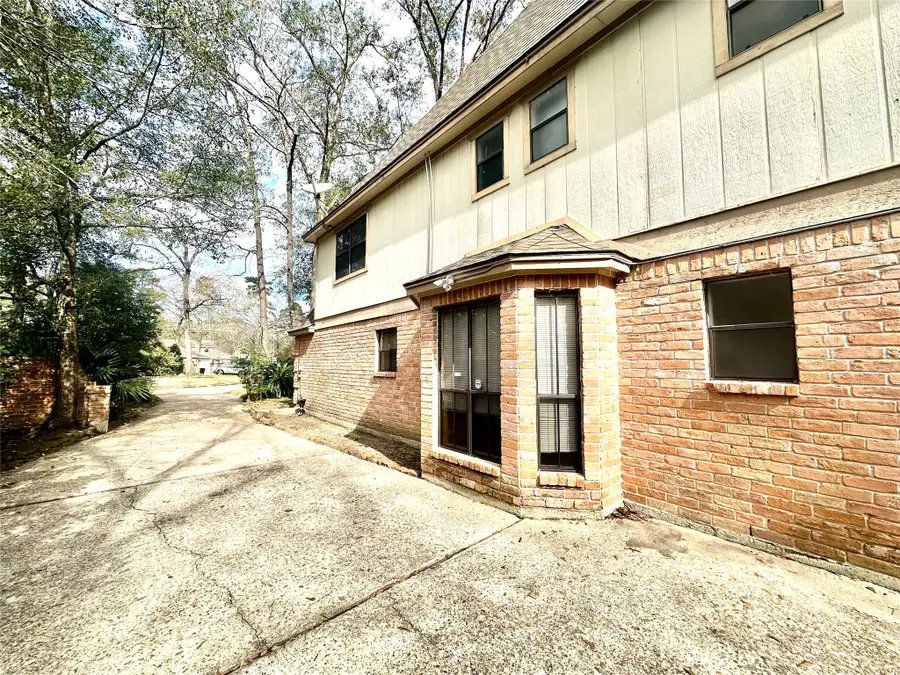 2058 Parkdale Drive, Houston, TX 77339 - Image #3