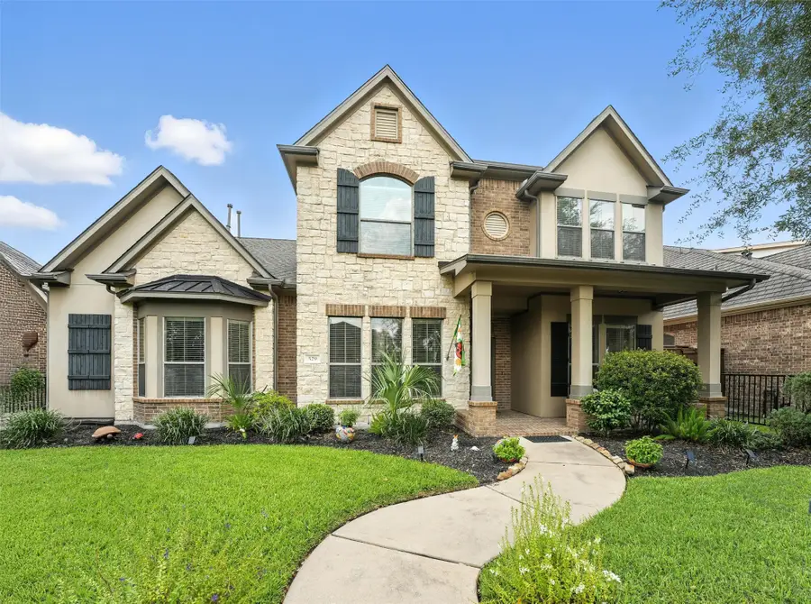 529 Water Street, Webster, TX 77598 - Image #3