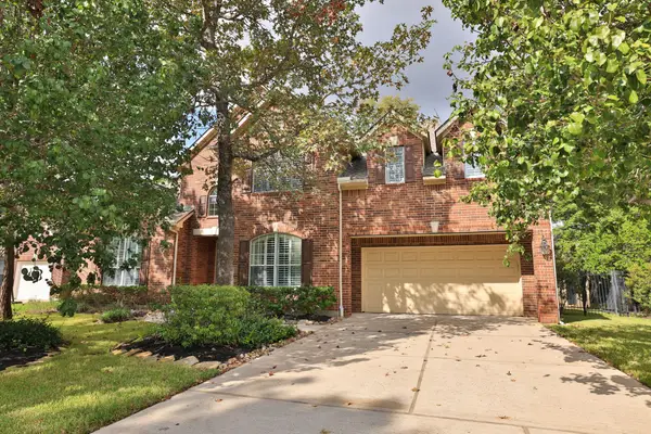 95 W Hullwood Circle, The Woodlands, TX 77389