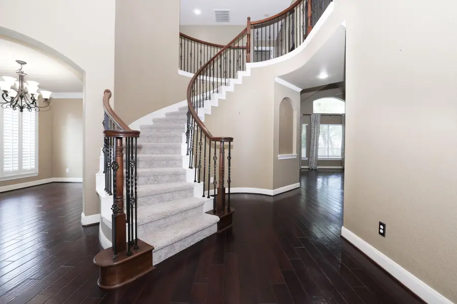 95 W Hullwood Circle, The Woodlands, TX 77389 - #3
