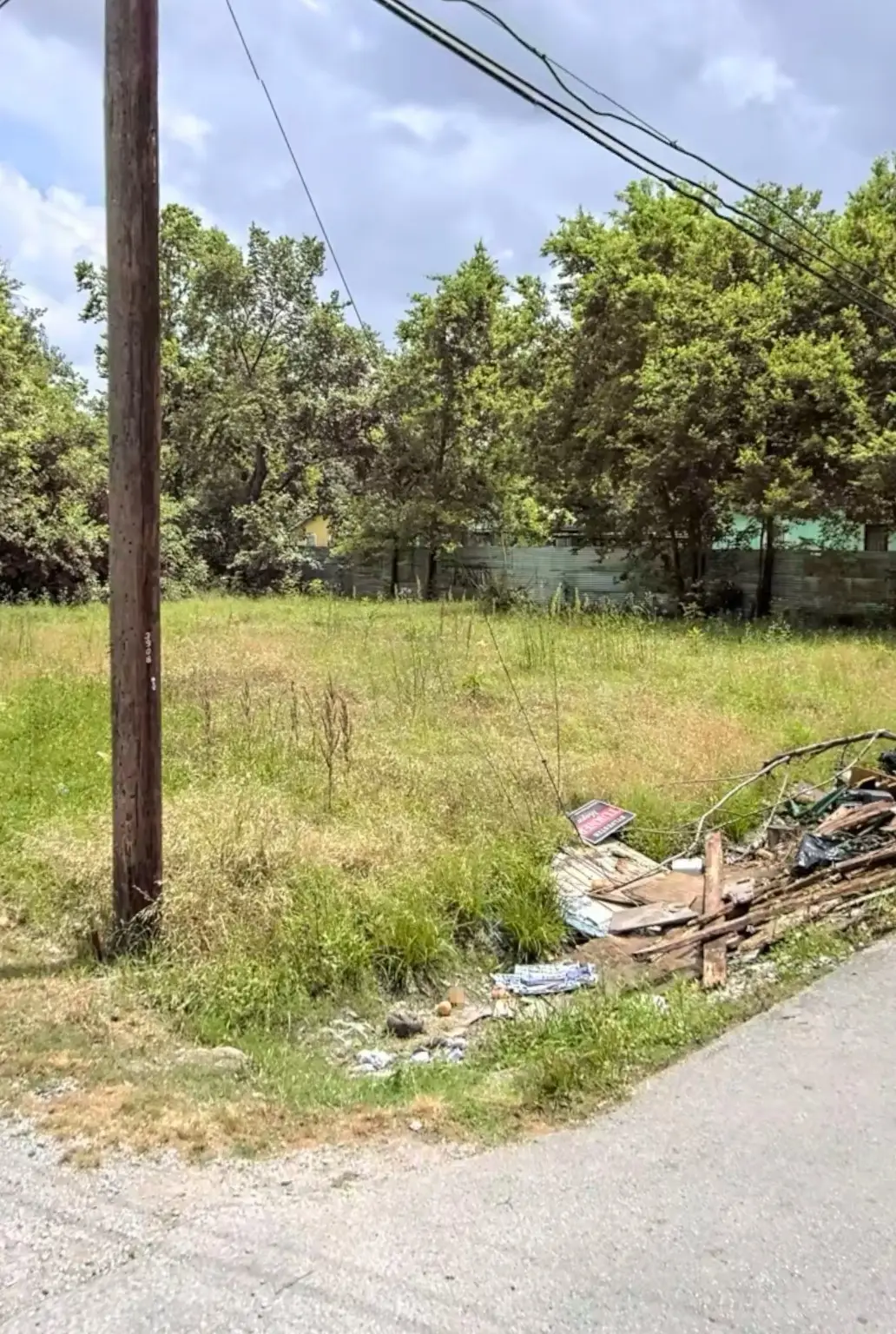 3916 Falls Street, Houston, TX 77026 - Image #1