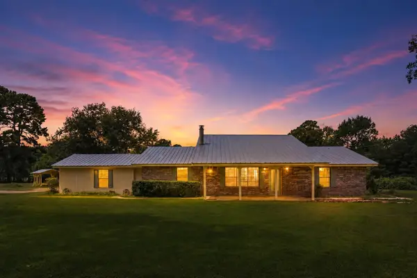151 Parker Road, New Waverly, TX 77358