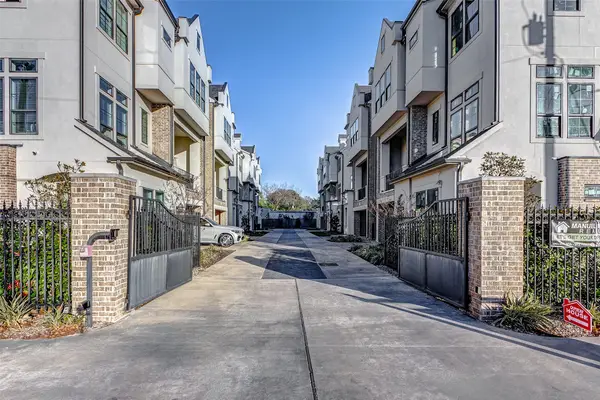 2122 Blalock Road #B, Houston, TX 77080