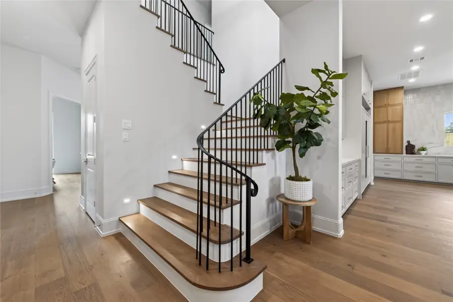 515 W 33rd Street, Houston, TX 77018 - #2