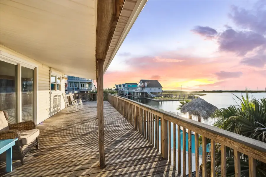 16642 Bermuda Way, Jamaica Beach, TX 77554 - Image #3