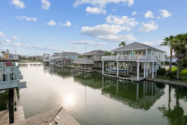 22118 Matagorda Drive, Galveston, TX 77554