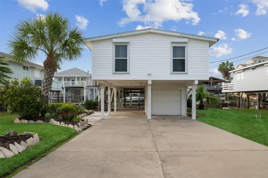 22118 Matagorda Drive, Galveston, TX 77554 - Image #3