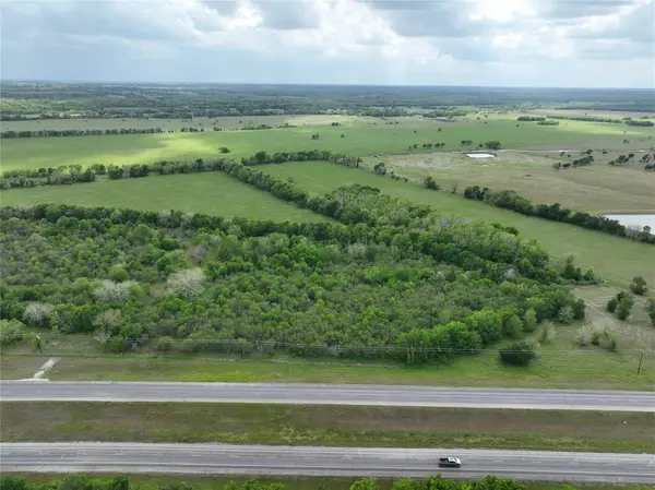 10463 Highway 36, Bellville, TX 77418