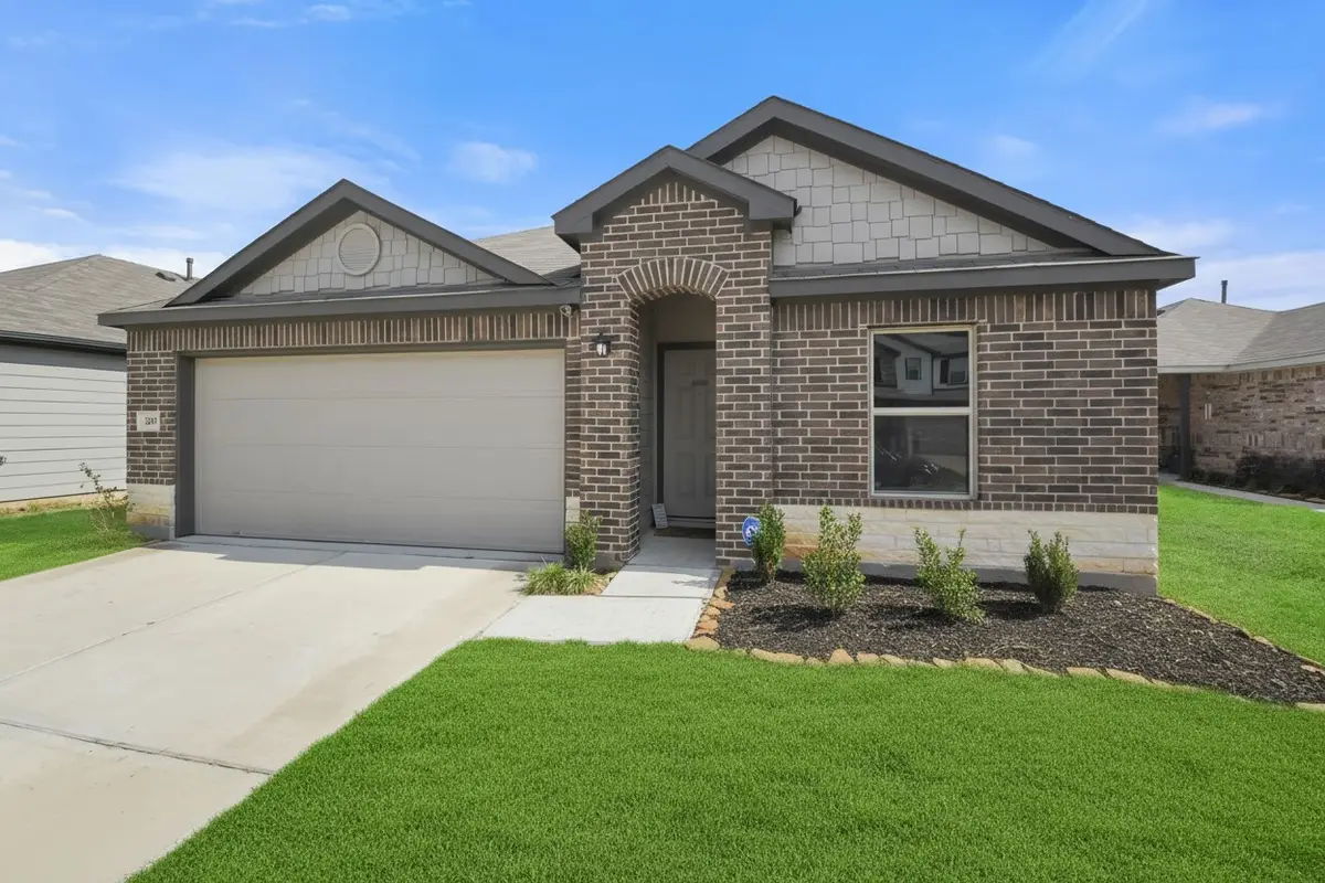 207 Bellewood Manor Drive, Magnolia, TX 77354 - Image #1