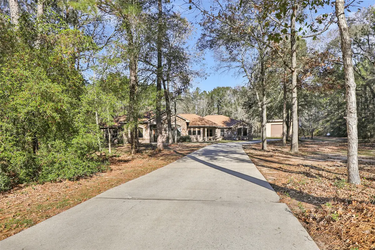 21879 Roberts Lane, New Caney, TX 77357 - Image #1