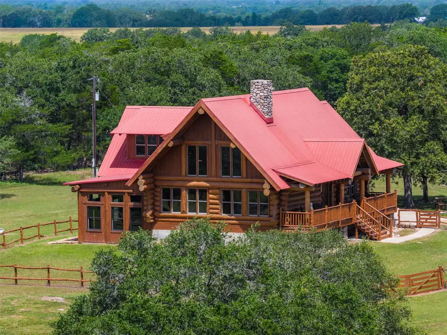200 Fayetteville Farms, Fayetteville, TX 78940 - #3