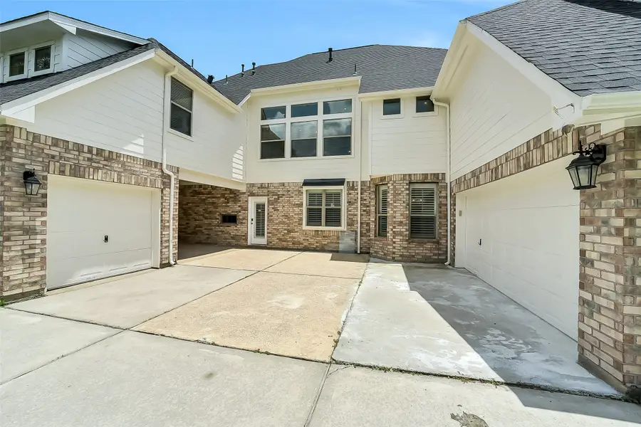 11802 Seagrove Drive, Pearland, TX 77584 - #2