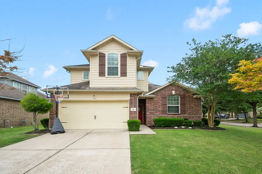 101 Long Meadow Ct, Clute, TX 77531 - #2