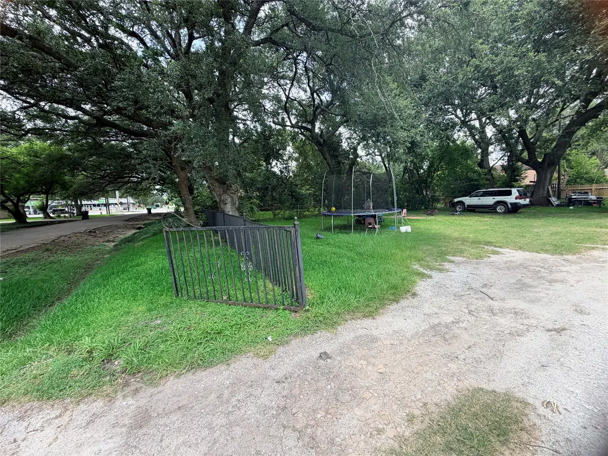 1207 Pirtle Street, La Marque, TX 77568 - #1