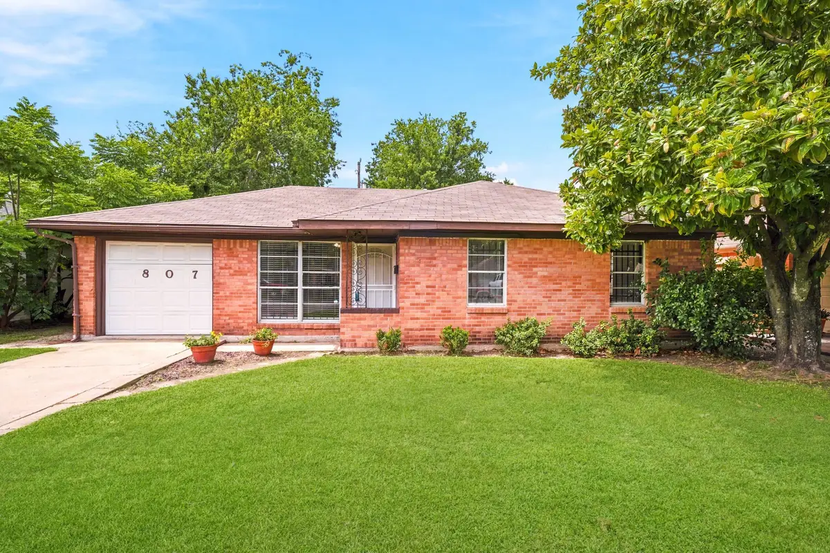 807 E 43rd Street, Houston, TX 77022 - #1