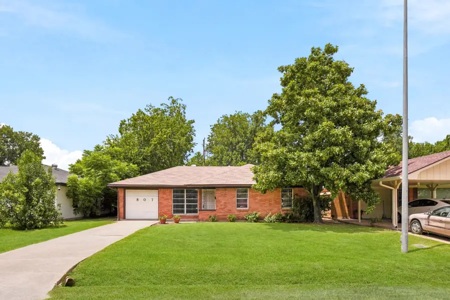 807 E 43rd Street, Houston, TX 77022 - #2