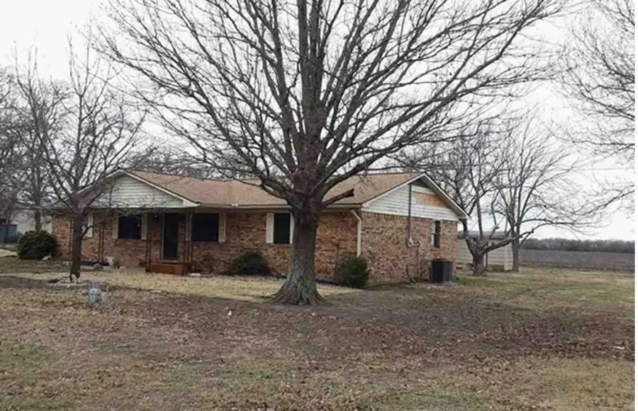 801 N Main Street, Dodd City, TX 75438 - #3