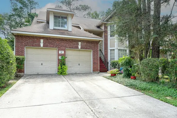 109 Avonlea, The Woodlands, TX 77382