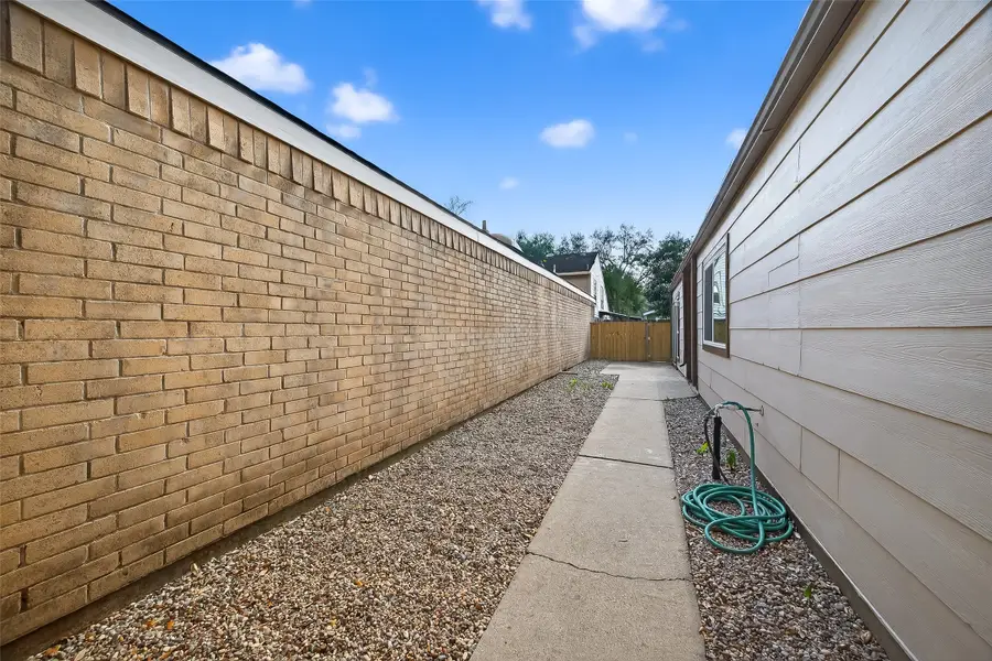 11635 Twinridge Lane, Houston, TX 77099 - Image #3