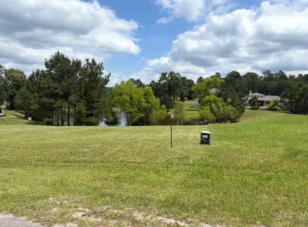 17 Silver Lakes Drive, Huntsville, TX 77340