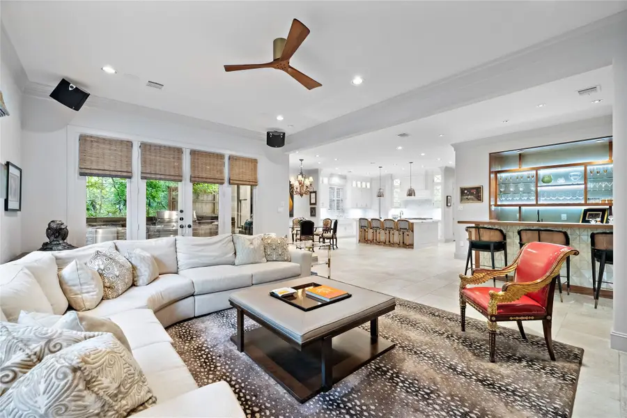 422 Pinewold Drive, Houston, TX 77056 - Image #3