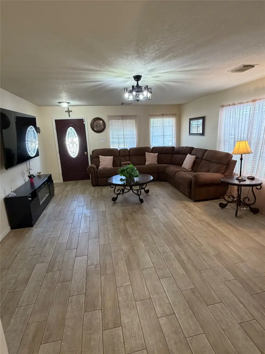 19102 Lilywood Springs Drive S, Katy, TX 77449 - #3