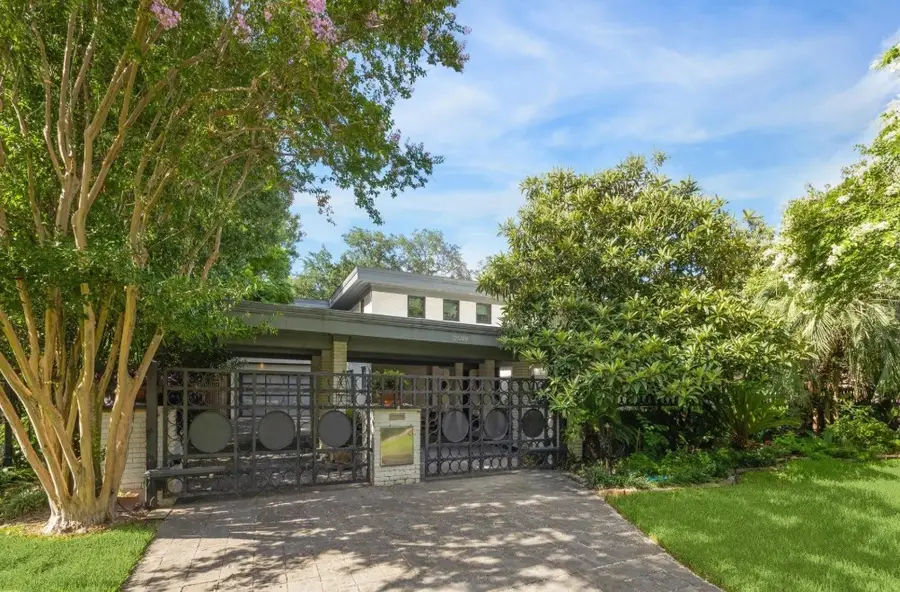 2500 Glen Haven Boulevard, Houston, TX 77030 - Image #2