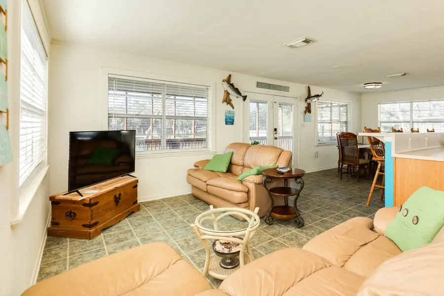 1331 Private Road 652, Sargent, TX 77414 - Image #3