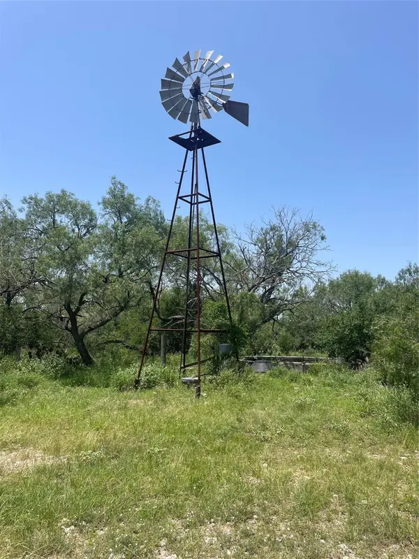 000 Cr 315, Benavides, TX 78341
