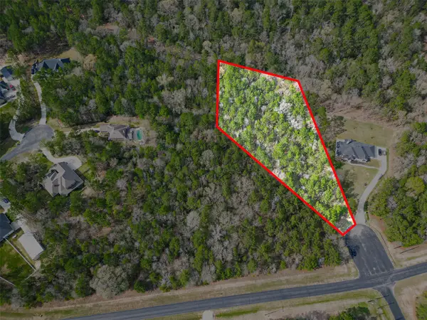 7941 Rodeo Road, Waller, TX 77484