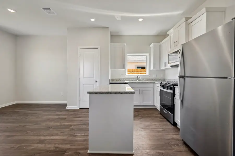 10399 Red Cardinal Drive, Cleveland, TX 77328 - Image #3