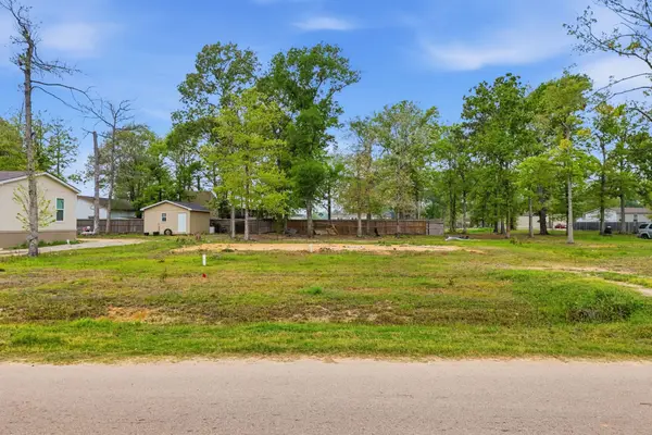 637 Wexford Drive, Conroe, TX 77303