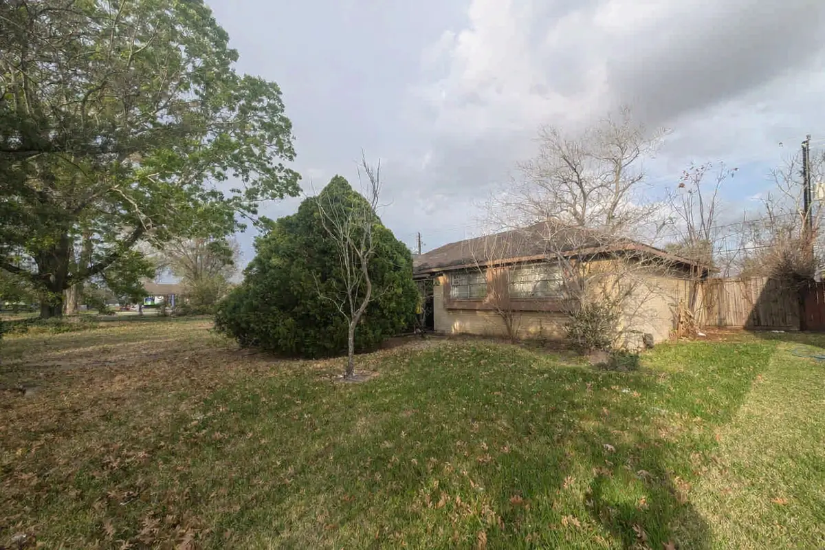 13915 Buffalo Speedway, Houston, TX 77045 - #1