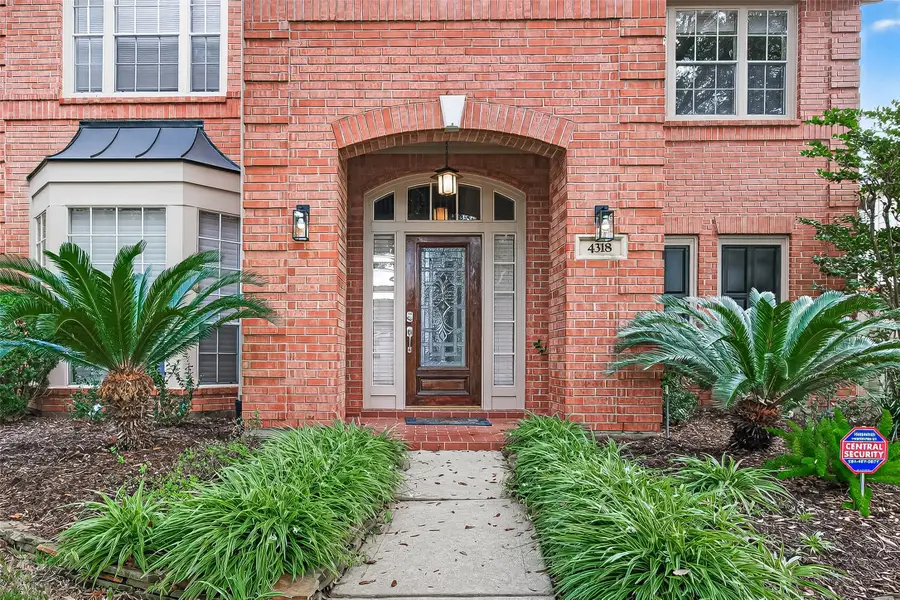 4318 Oak Trail Court, Sugar Land, TX 77479 - Image #3