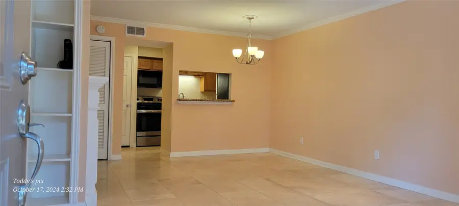 1880 White Oak Drive #137, Houston, TX 77009 - Image #3