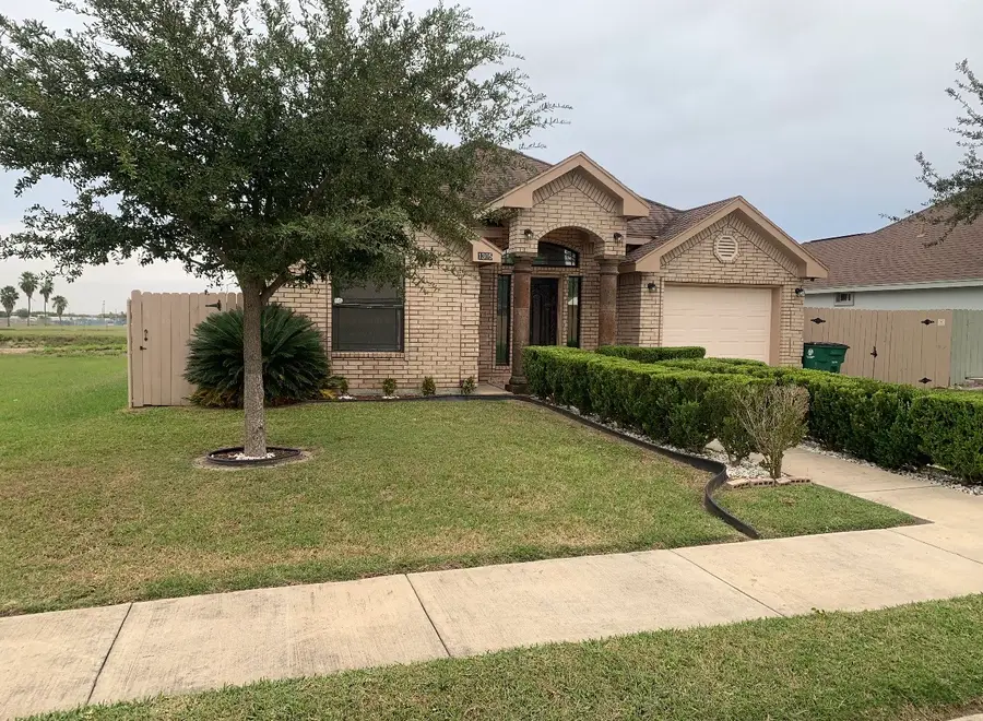 1305 N Sabinas Street, Hidalgo, TX 78557 - #2