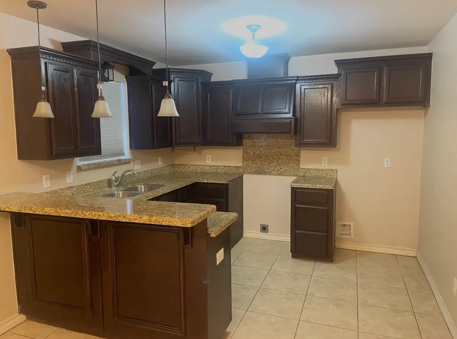 1305 N Sabinas Street, Hidalgo, TX 78557 - #3