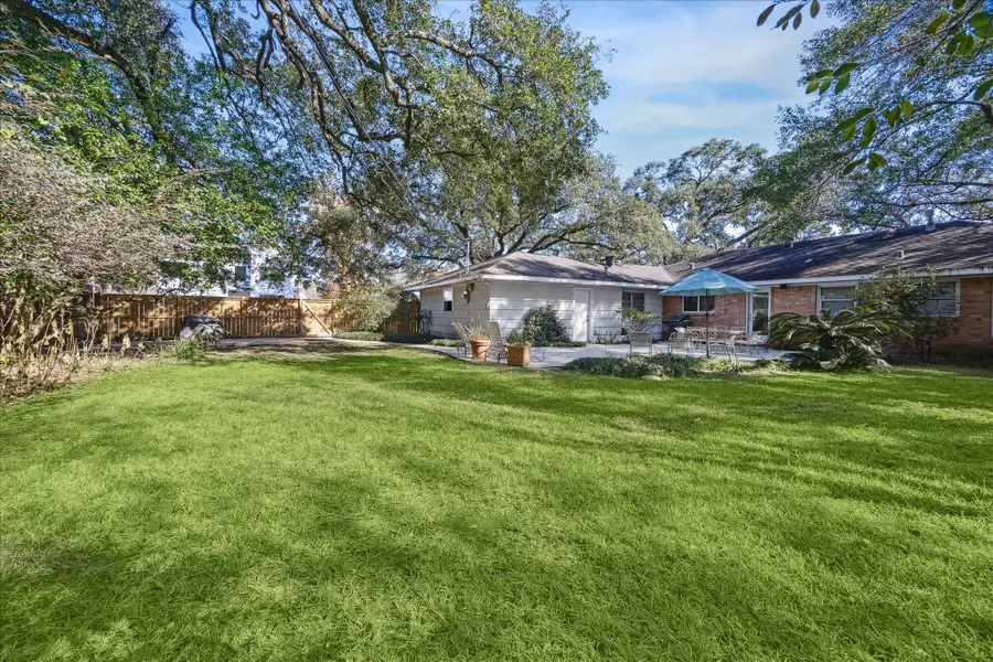 1335 Modiste Street, Spring Valley Village, TX 77055 - #3