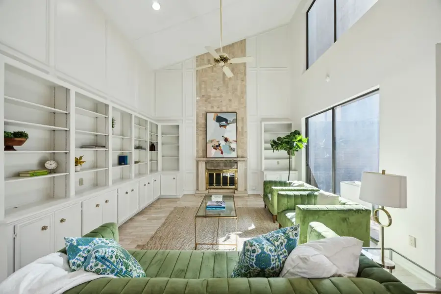 8800 Woodway Drive #15, Houston, TX 77063 - #2