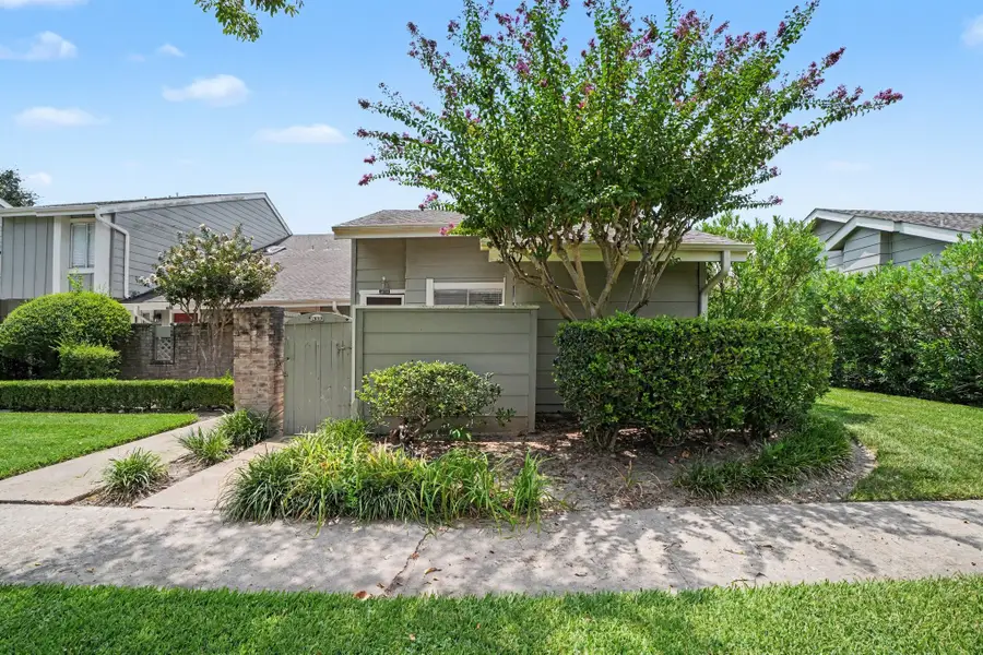 13010 Greenway Chase Court #3010, Houston, TX 77072 - #2