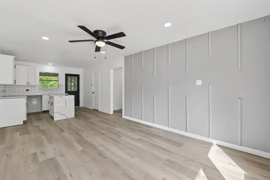 4933 Doolittle Boulevard, Houston, TX 77033 - #3