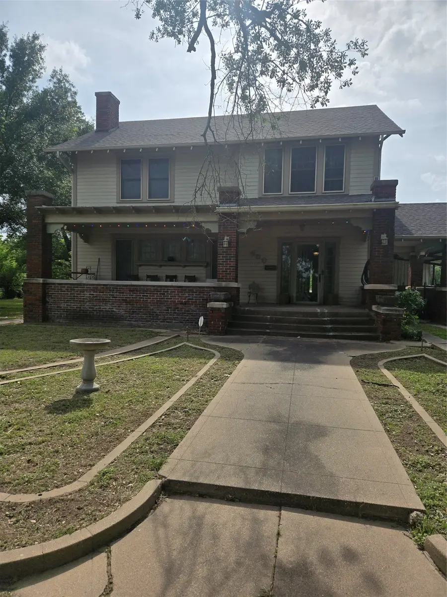 400 S Mckinney, Mexia, TX 76667 - #2