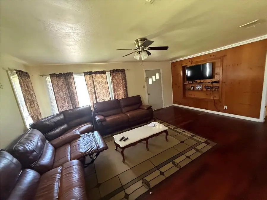 1800 Carlisle Street, Rosenberg, TX 77471 - #3