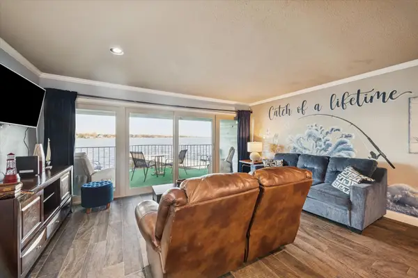 7041 Kingston Cove Lane #155, Willis, TX 77318