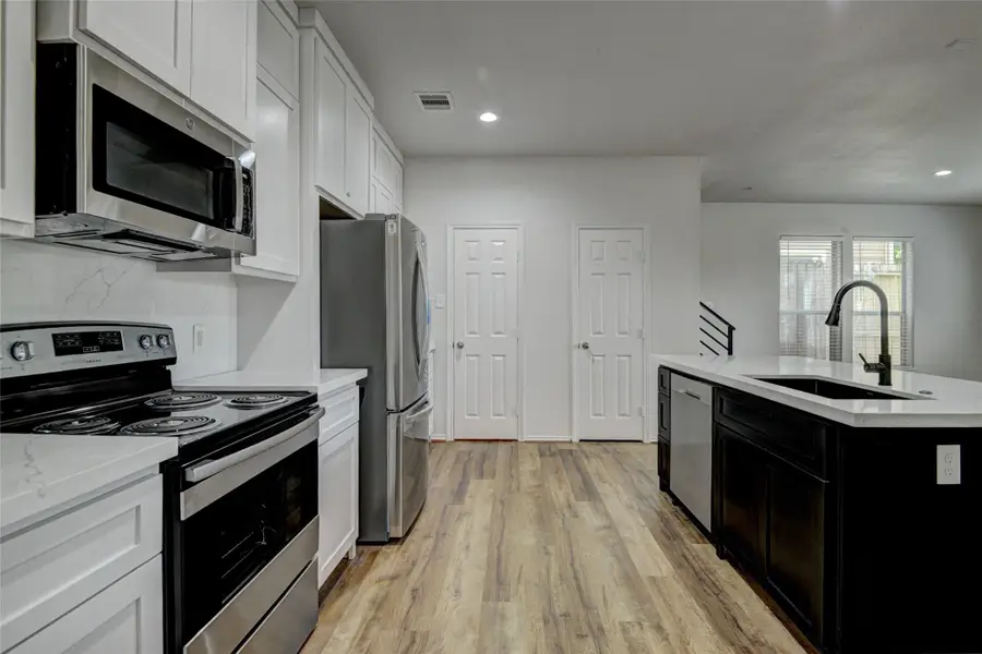 7042 Plum Creek Terrace Lane, Houston, TX 77087 - #3