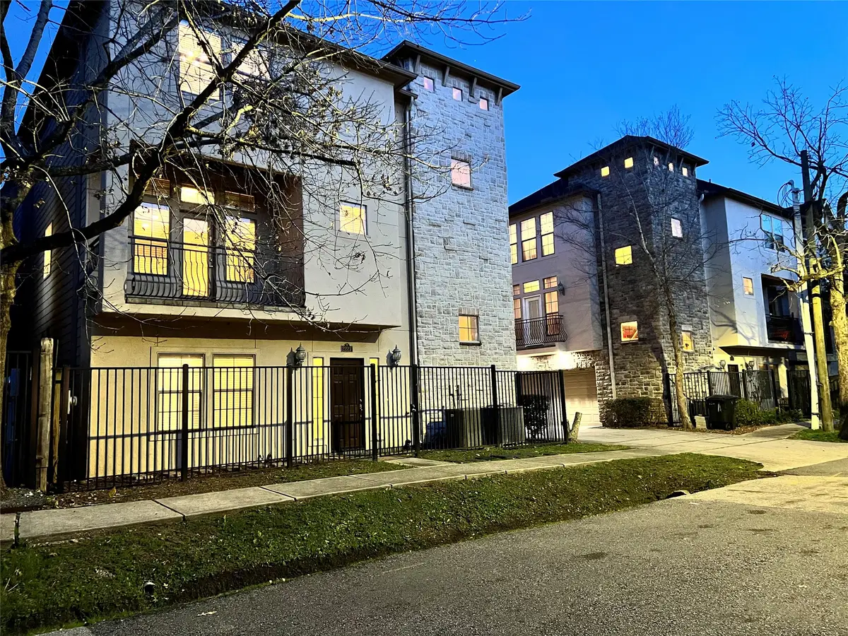 222 Knox Street #F, Houston, TX 77007 - #1