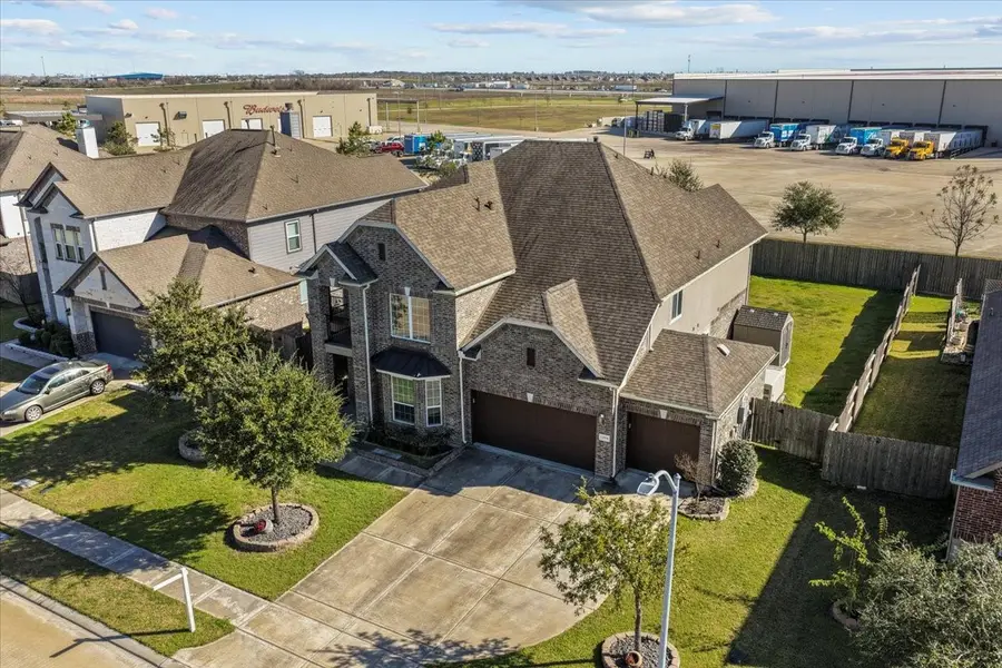 13814 Russell Court, Monterey Belvieu, TX 77523 - Image #3